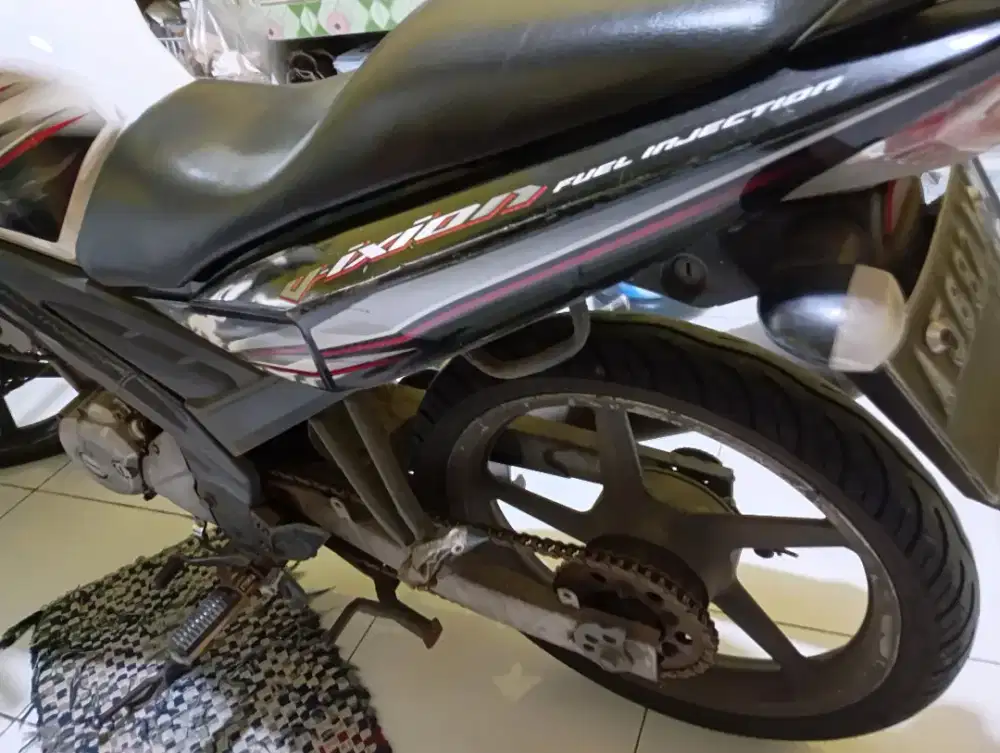 Dijual vixion old 2012