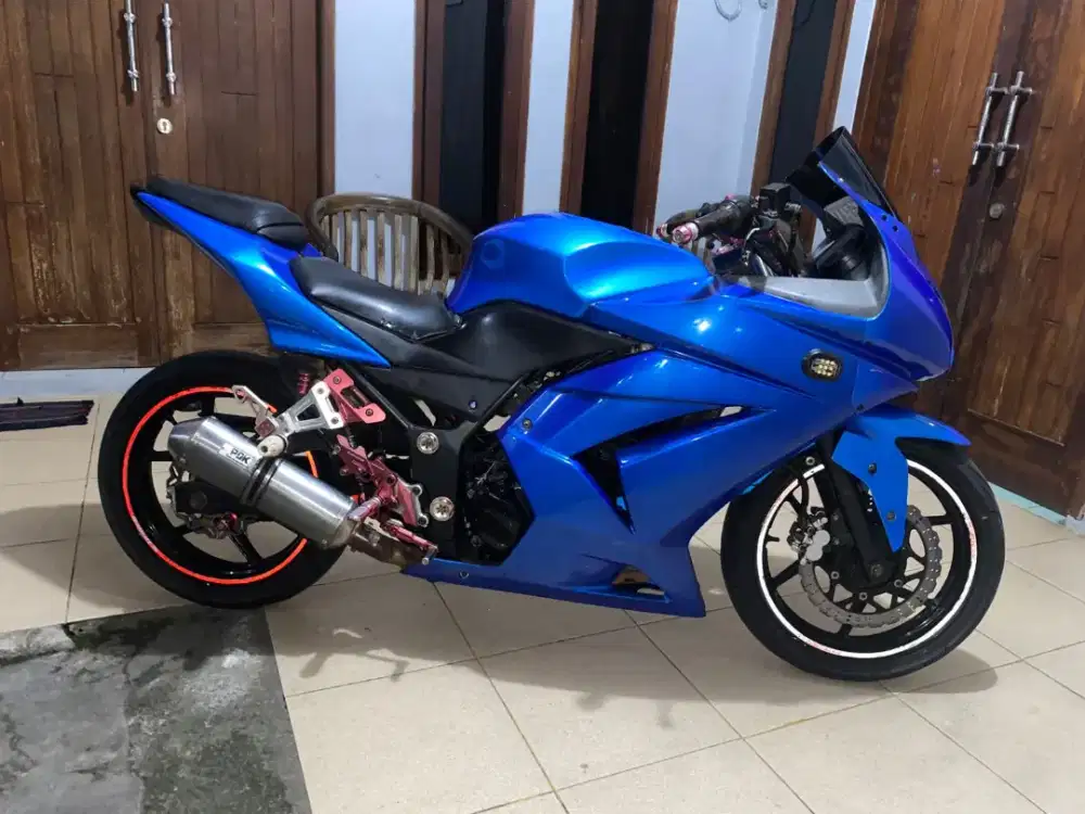 JUAL BU MOTOR NINJA 250cc 2CILINDER KARBU TH 2010