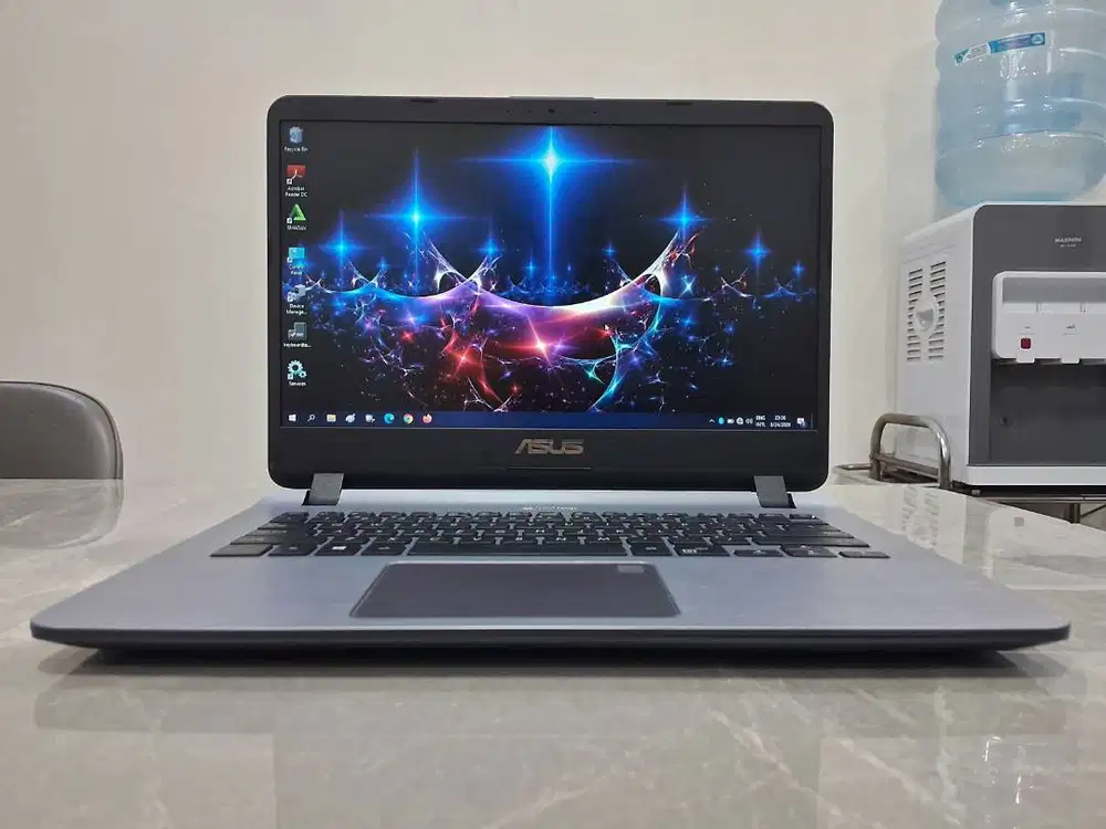 LikeNew Core i3 Gen 7 8GB SSD ReadyUp Win ORI Laptop ASUS SLIM Garansi