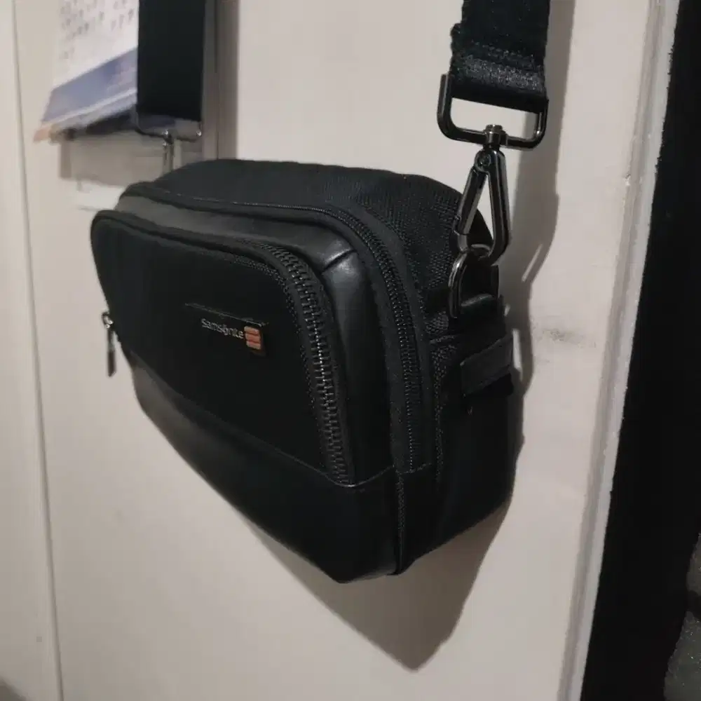 Tas Samsonite Clucth