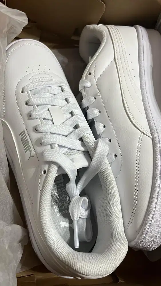 Sepatu puma court classic clean uk 38