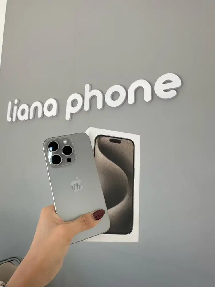 iPhone 15 Pro 128 GB natural iBox