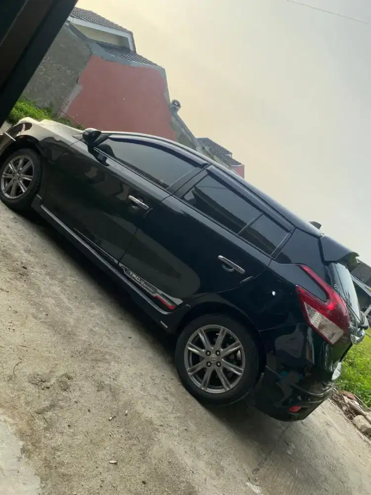 Yaris TRD Sportivo 2015 Manual