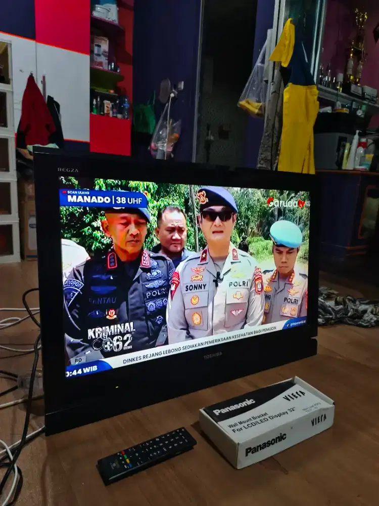 LCD toshiba regza 32in