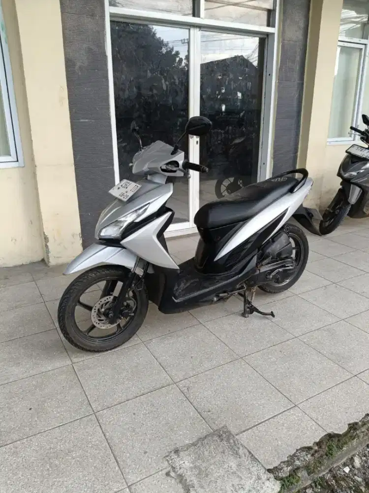 Honda beat new magenta 2021