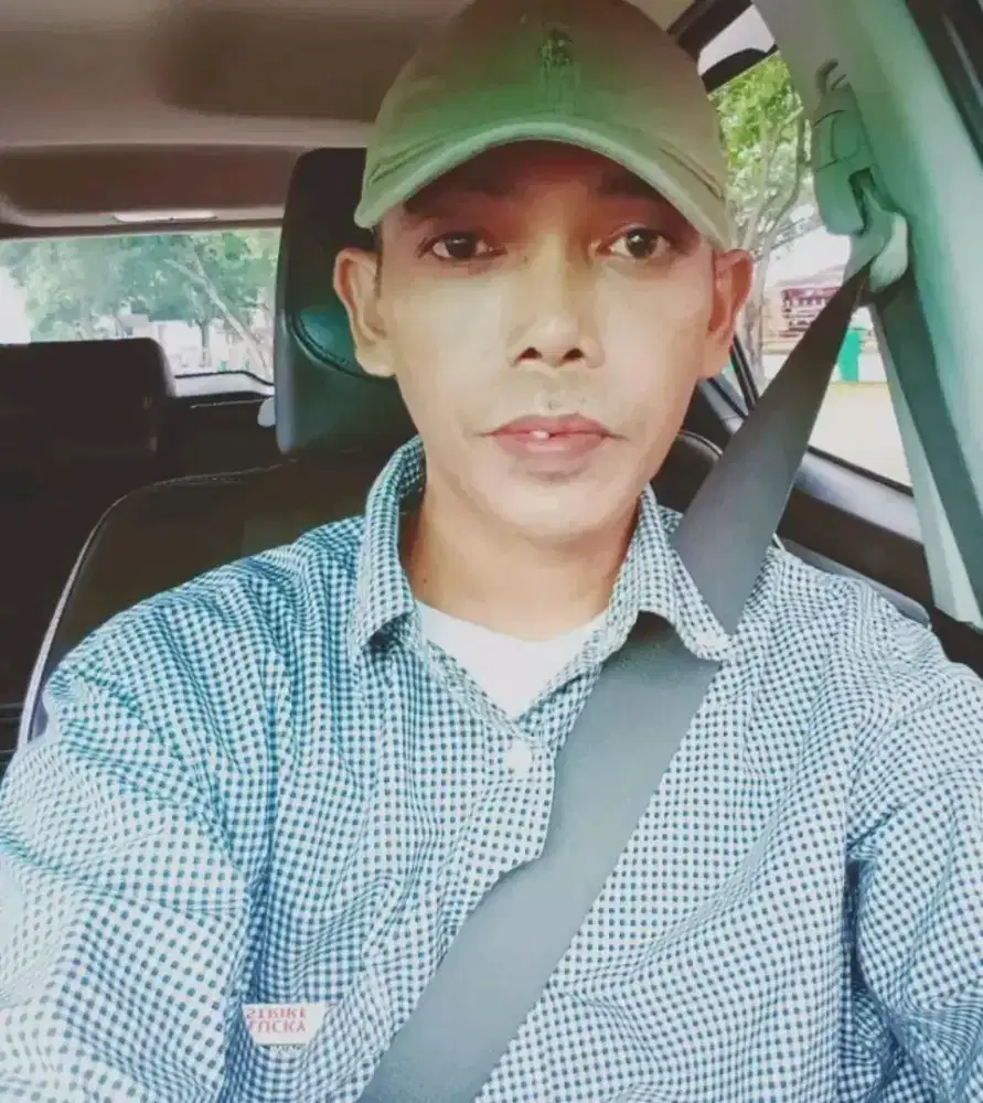 Cari Pekerjaan sebagai Driver Keluarga/Kantor atau Travel