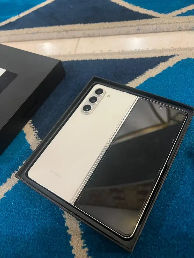 Samsung ZFold 5 1TB - Z fold 5 internal 1 Terra