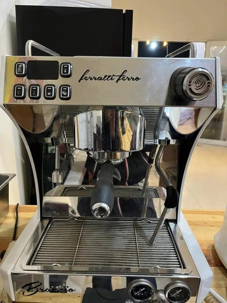 Espresso Machine Ferrati Ferro FCM 3121A