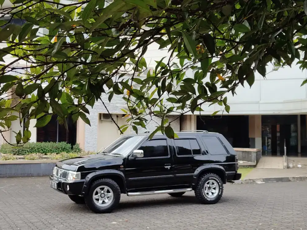 Terrano Spirit S2 2005 Hitam Murah Gagah Terano Siap Pakai