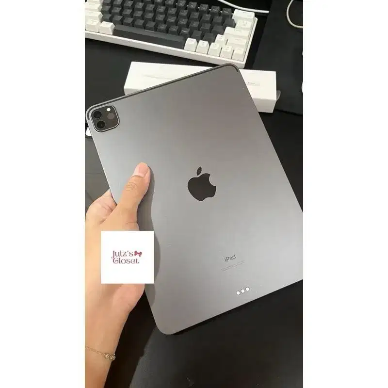 (Layar 10% Garis Hitam) iPad Pro M1 11 128 GB