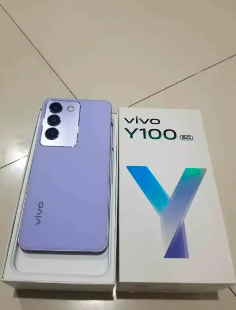 Jual atau tt vivo y100 5G NFC ram8+8/128