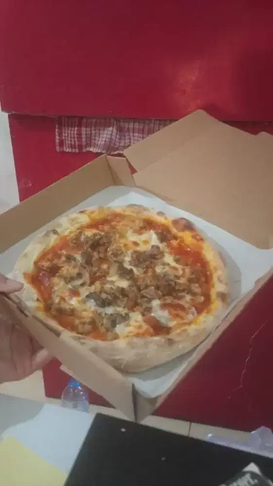 Lowongan dibutuhkan pegawai karyawan jaga stand makanan