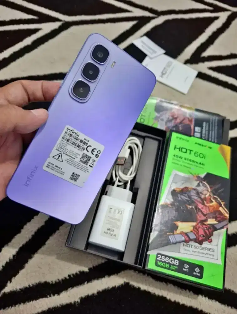 INFINIX HOT 60i RAM 8+8/256 GB FULLSET