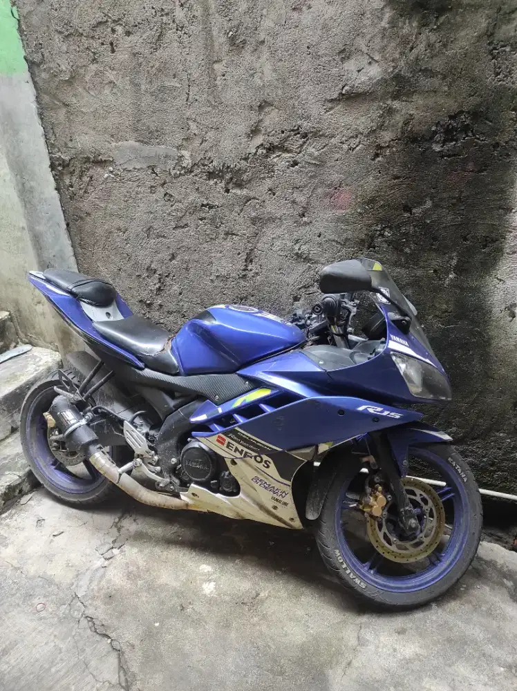Yamaha R15 V2 2016