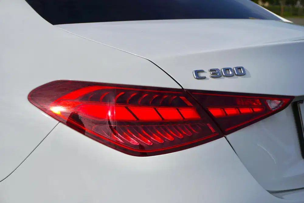 C300 Putih 2023, Tangan Pertama, Low Odo, Warranty, Pokonya Istimewah