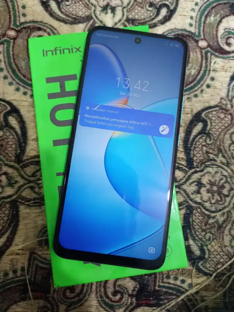 Infinix hot 12play.. 4/128.. hrg murmer mawon maseeh