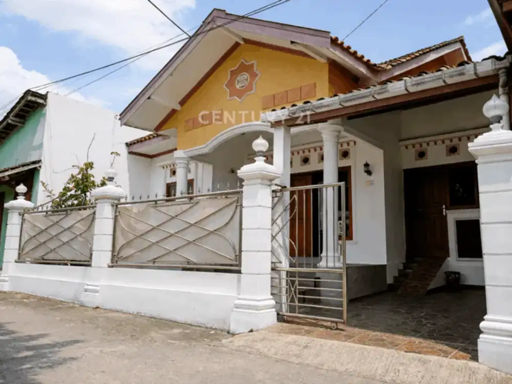 Rumah 150m2 Maguwoharjo Sleman 5 Menit Ring Road Timur