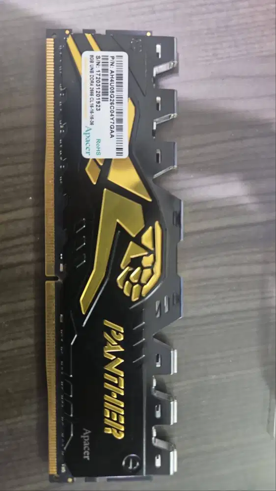 RAM DDR4 8GB 2666 MHz untuk PC (Apacer Panther series)