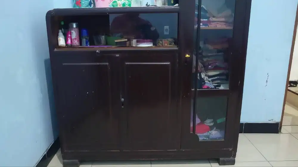 Buffet lemari jadul lawas