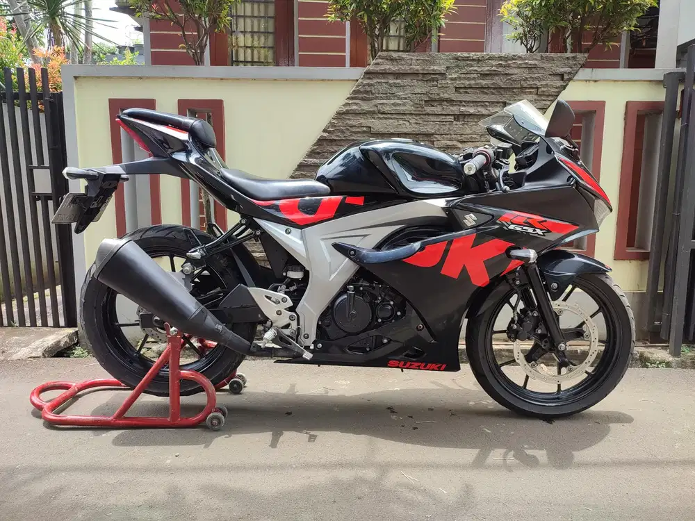 JUAL GSX R-150 TAHUN 2017 TOP GANTENG