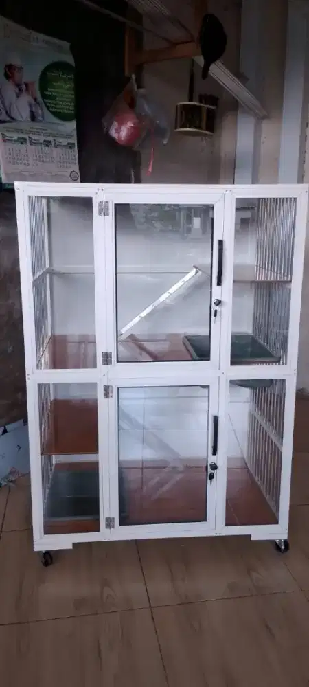 kandang kucing alumunium mewah