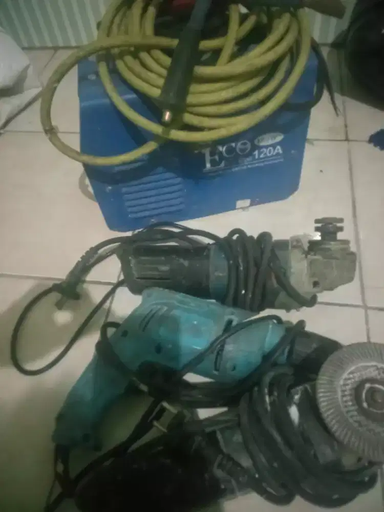 Menerima jual beli gerendara borong atau satuan