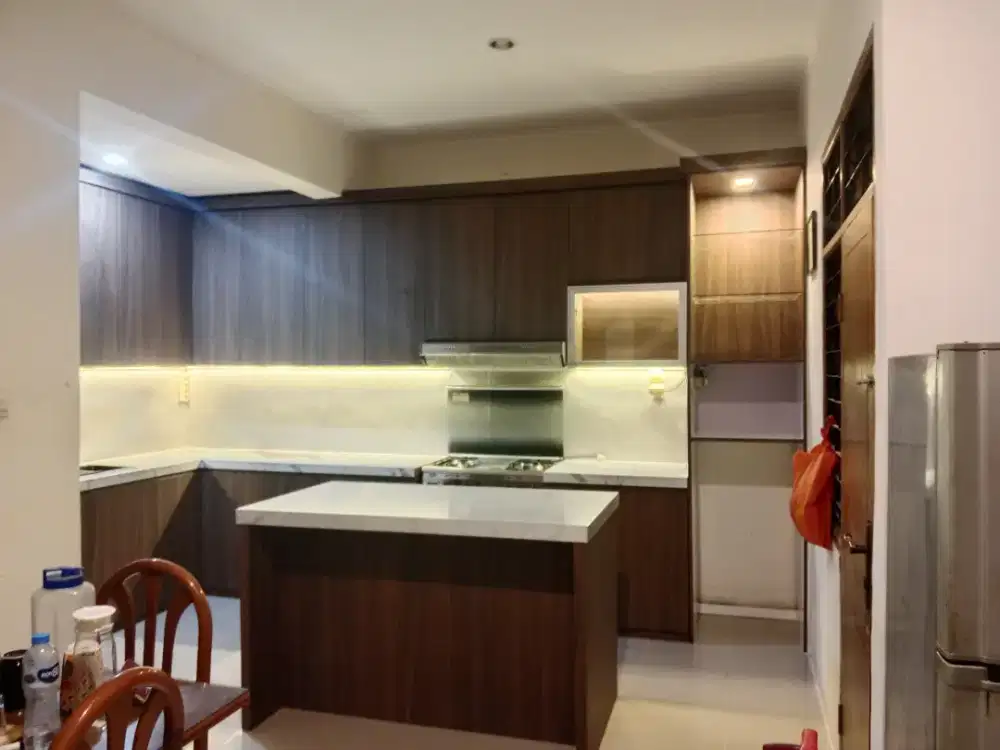 Kitchen set minimalis