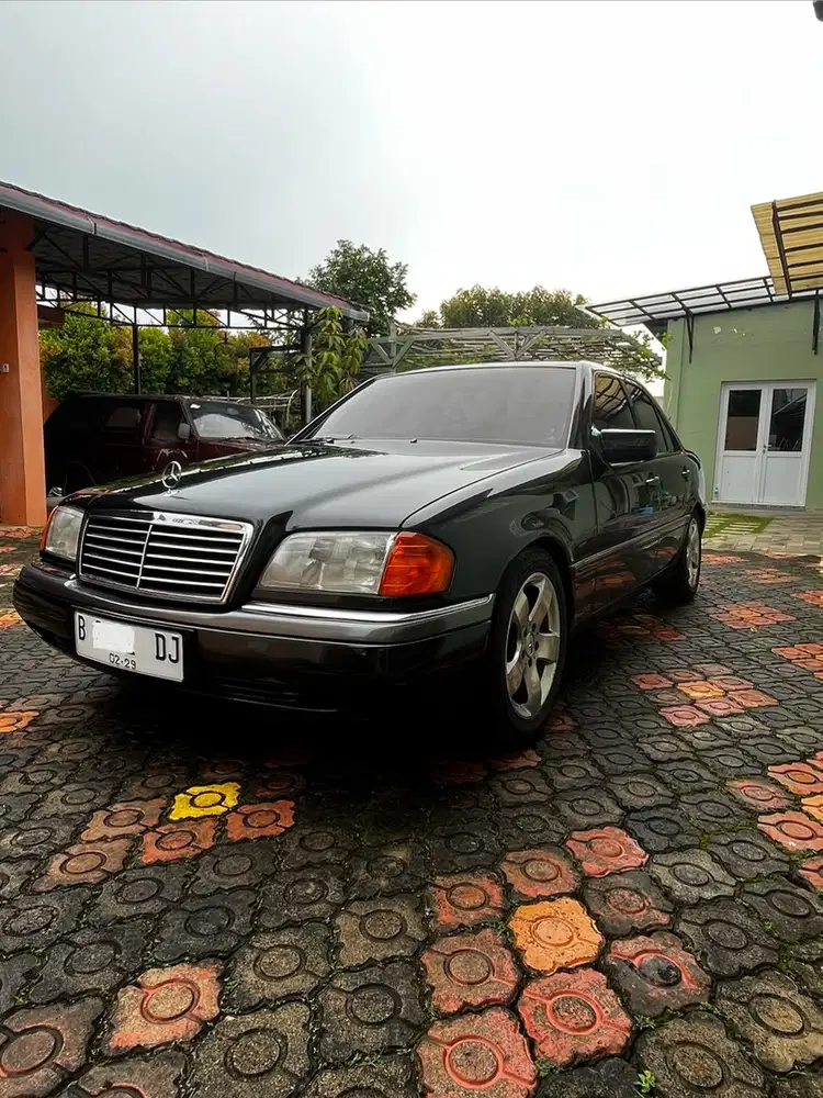 Mercedes-Benz C200 1996 Bensin