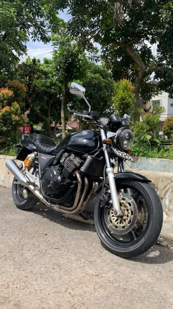 Cb400 cb400sf bukan bandit