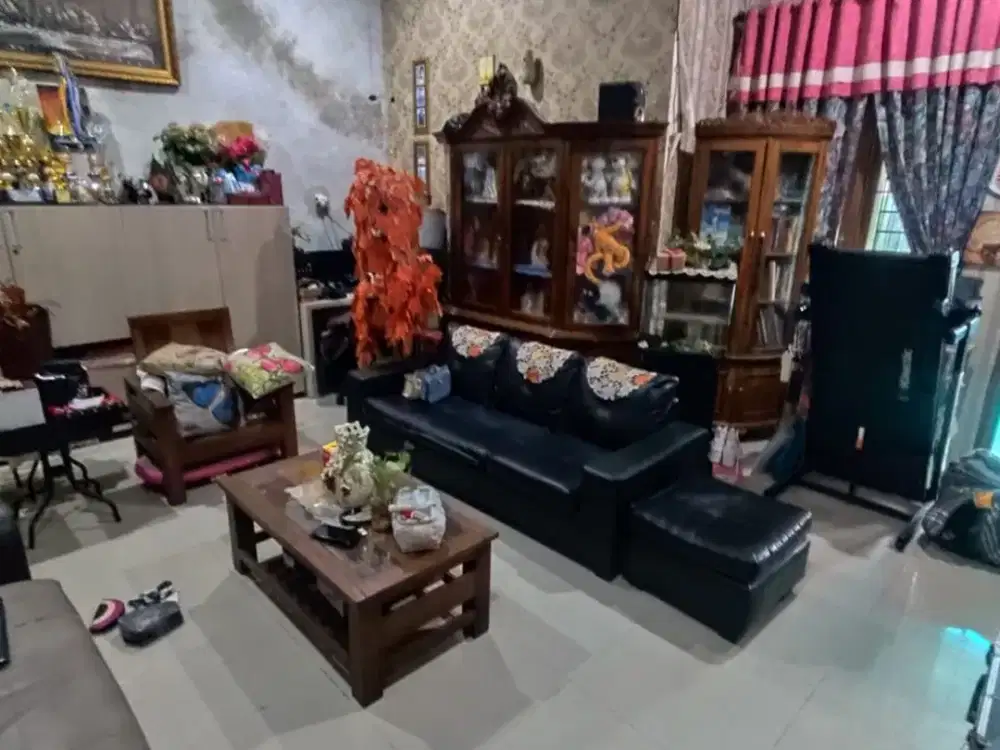 DIJUAL CEPAT RUMAH DI AKASIA RAYA