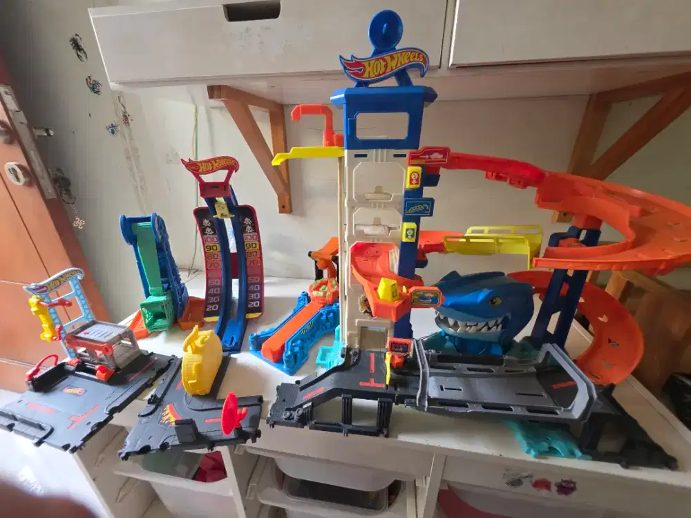 Jual track hotwheels