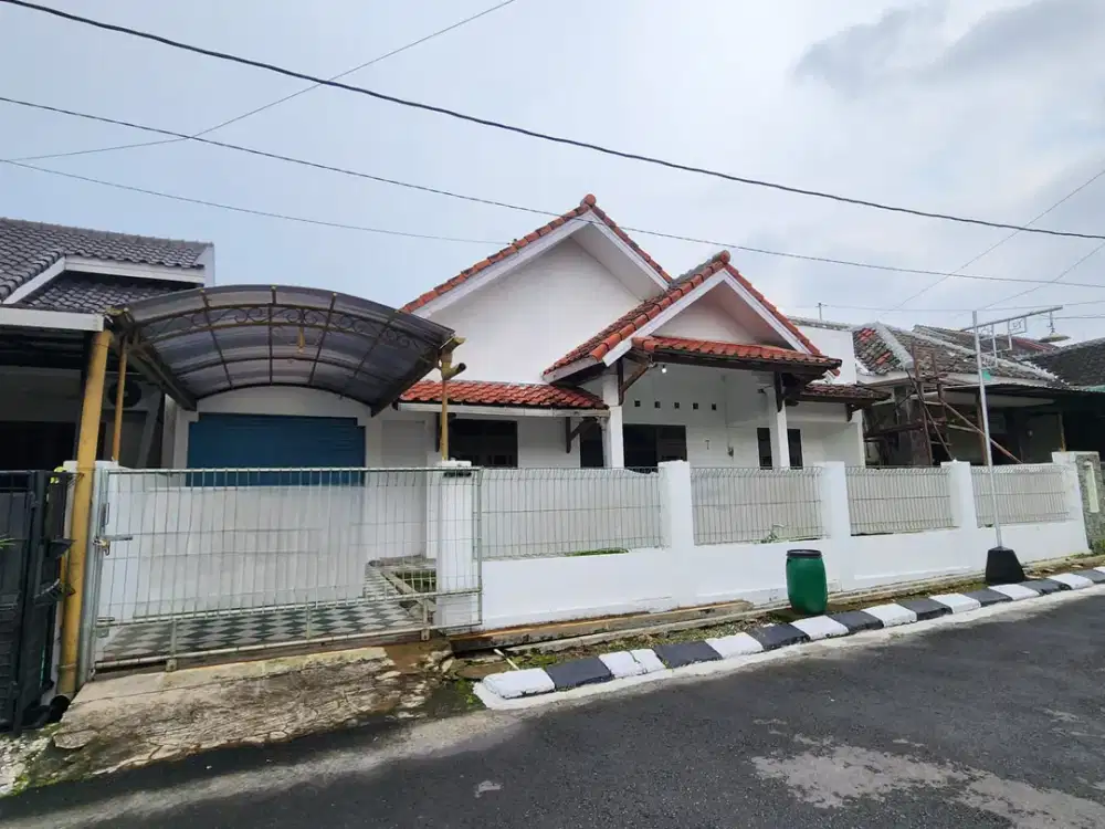 Rumah bagus jati raya indah banyumanik siap huni