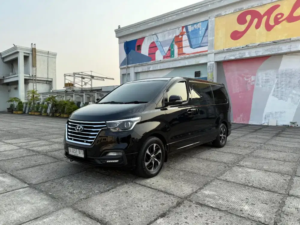 Hyundai H1 Royale Diesel 2019. H-1