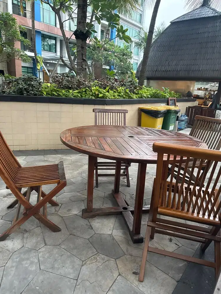 Di cari asisten rumah tangga nginep