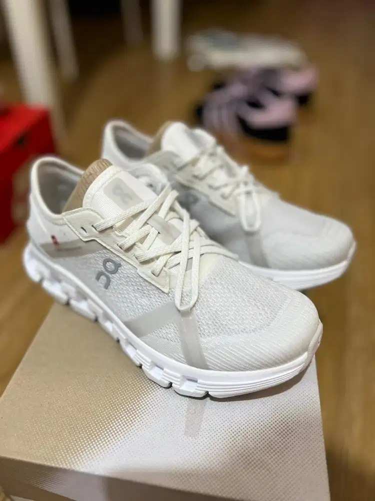 New OnCloud X 4 AD White (ORI)