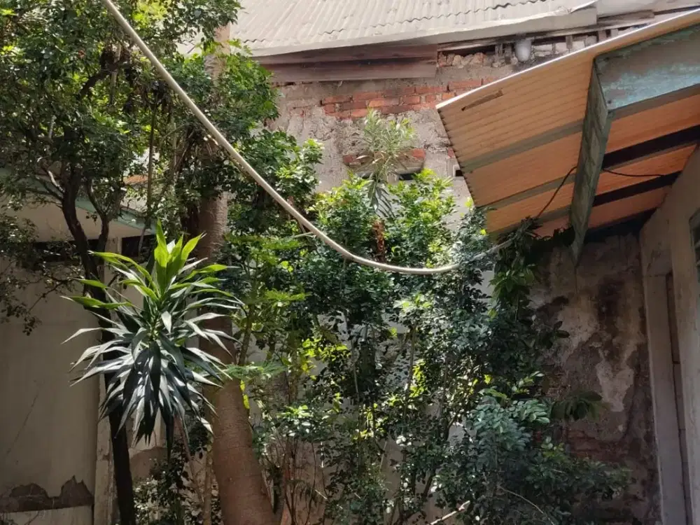 Dijual Rumah di Kebon Kacang Tanah Abang Dekat Hotel Verse