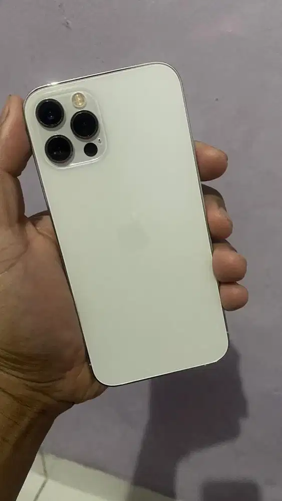 IPHONE 12 PRO 512Gb SILVER (nego satset)