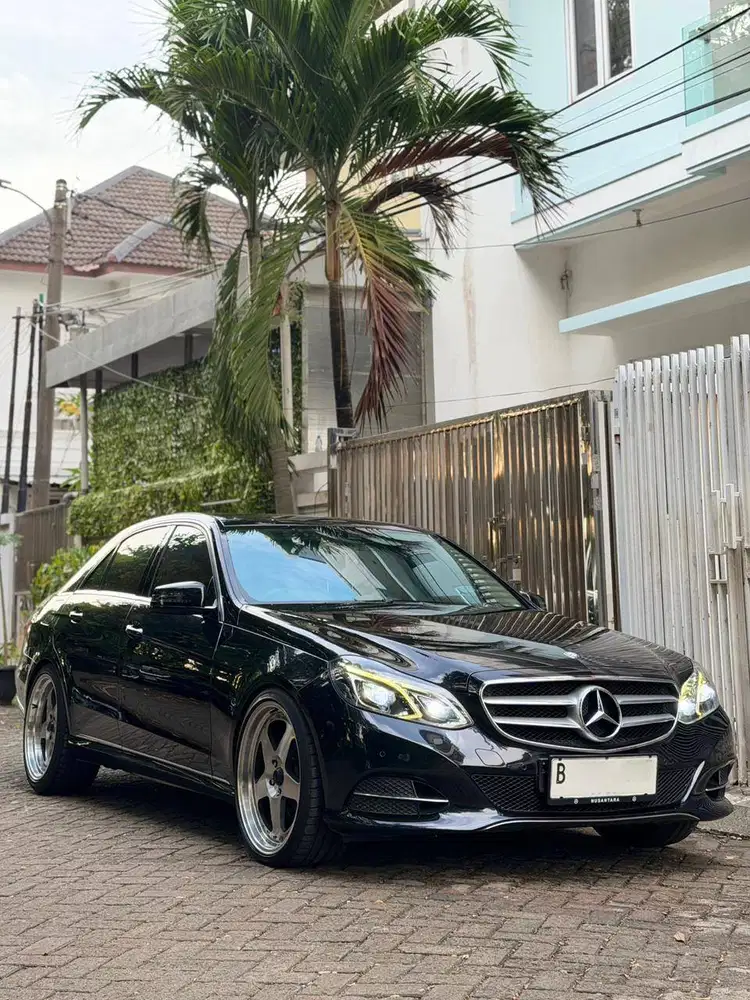 Mercedes Benz E250 Avantgarde W212 Facelift 2014 Black Hitam 2015 2013