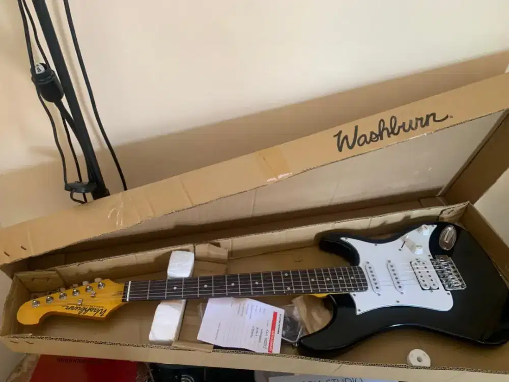 Washburn Stratocaster Limited