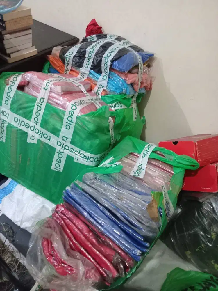 Jual borongan stok pakaian