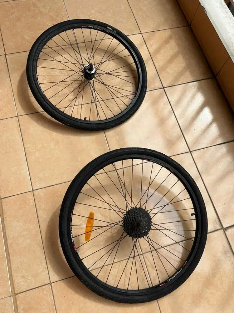 Ban & Velg Sepeda, New, edisi beli tidak terpakai