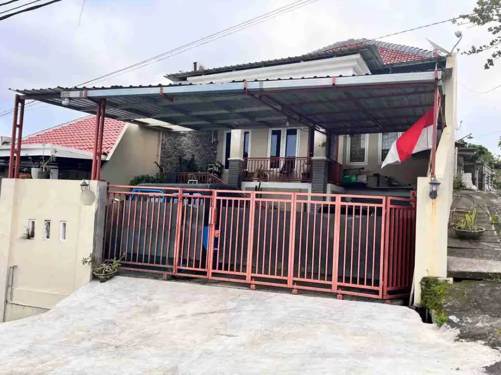 RUMAH TERAWAT DI JL KABA TIMUR RAYA TANDANG KEDUNGMUNDU TEMBALANG SEMARANG