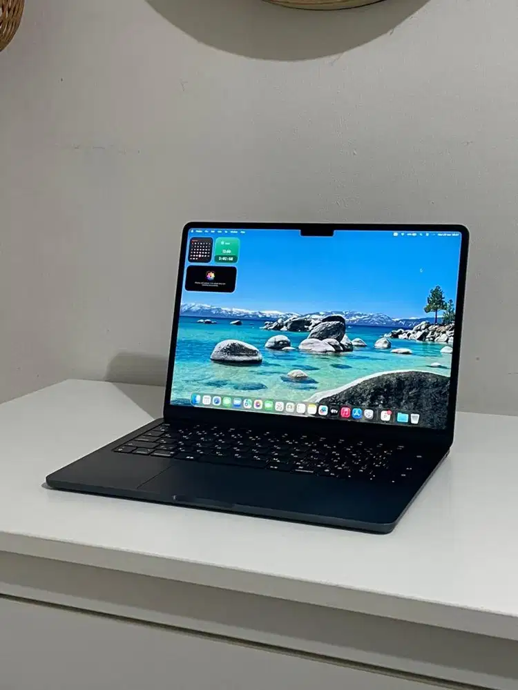 MacBook Air 2022 M2 13 inch 8/256