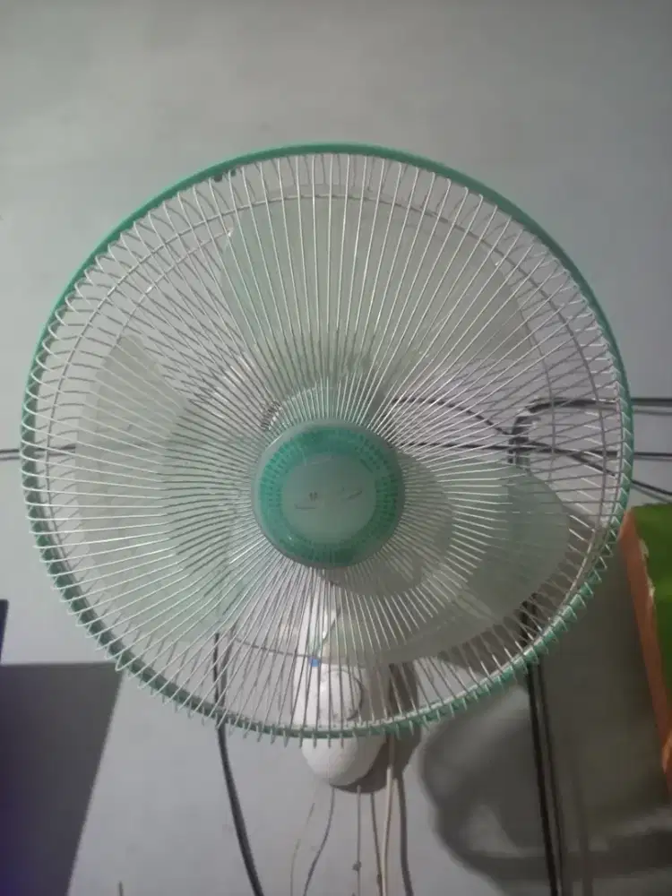 Kipas angin dinding maspion 16inc