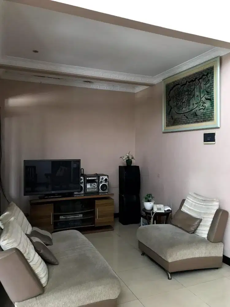 BAT 50 JUTA AC TV KASUR GITAR MEJA KURSI JATI JAM KULKAS DISPENSER DLL