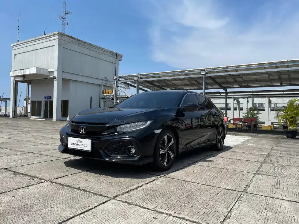 KM 40rb. Honda Civic Turbo E Hatchback 2018