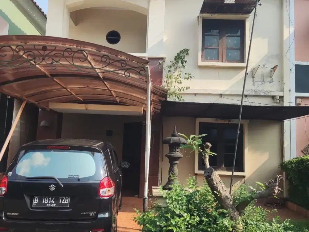 Jatinegara. Baru.  Super. Strategis.