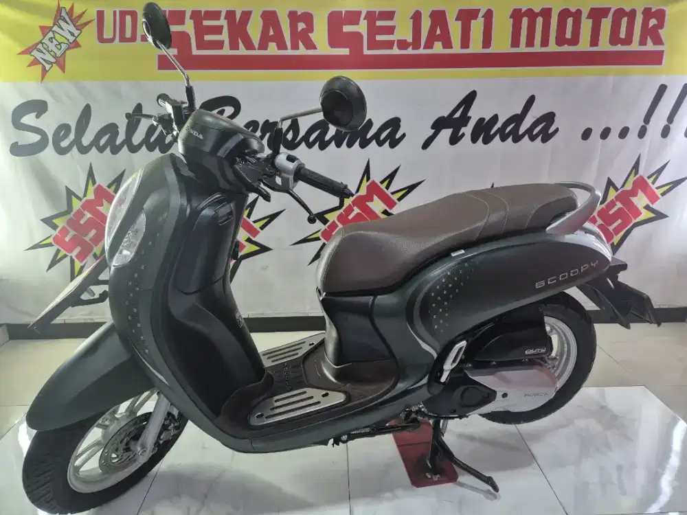 Scoopy new prestise km 8 ribuan keyles