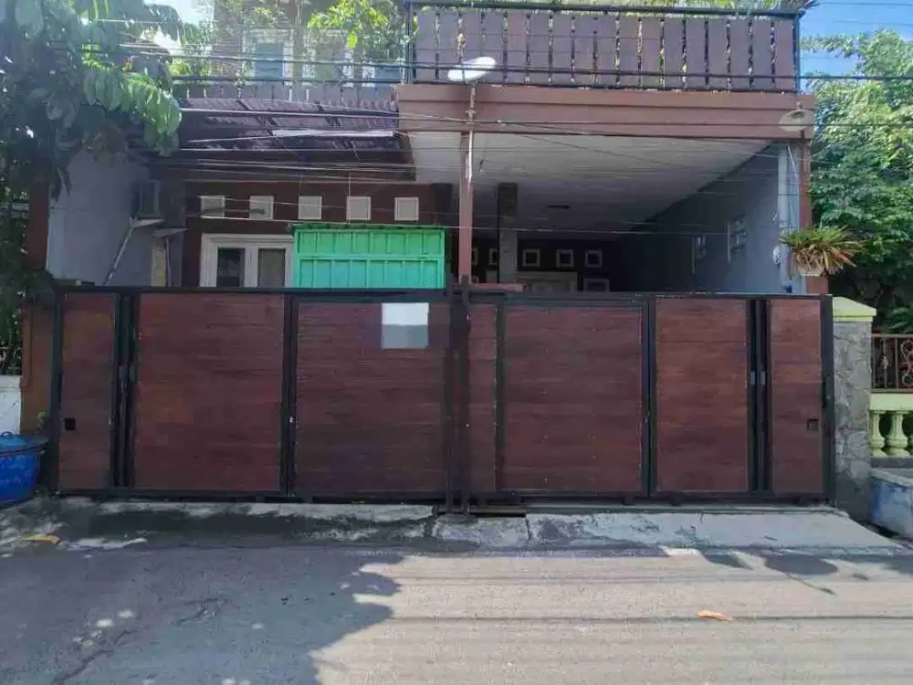 RUMAH DI JL DURIAN TIMUR LAMPER KIDUL SEMARANG SELATAN