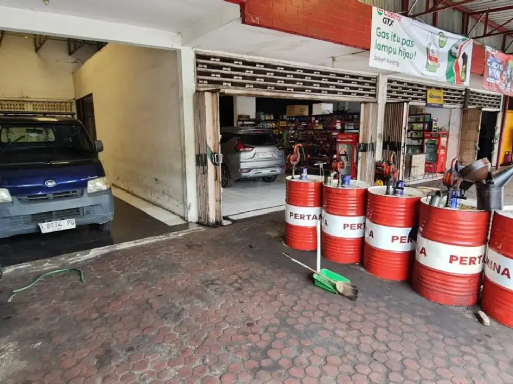 Rumah Usaha Raya Jenggolo Nol Jalan Jenggolo Sidoarjo